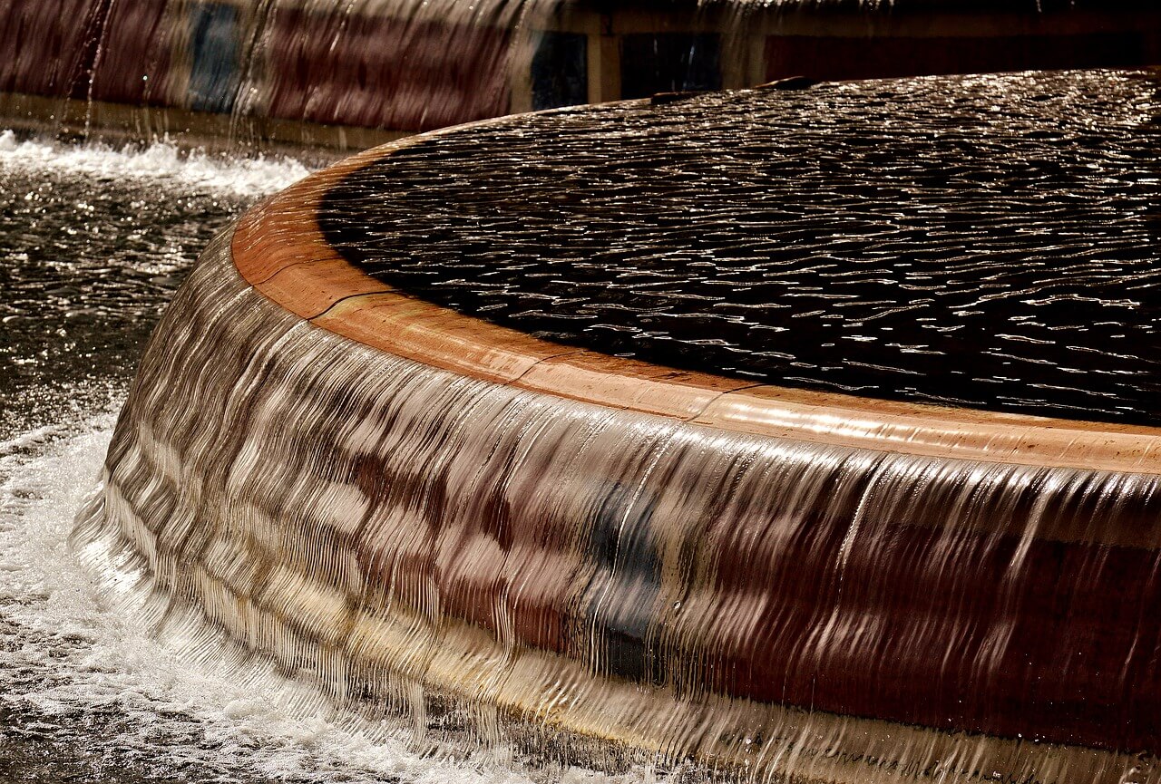 Fountain in Yanka Kupala Park